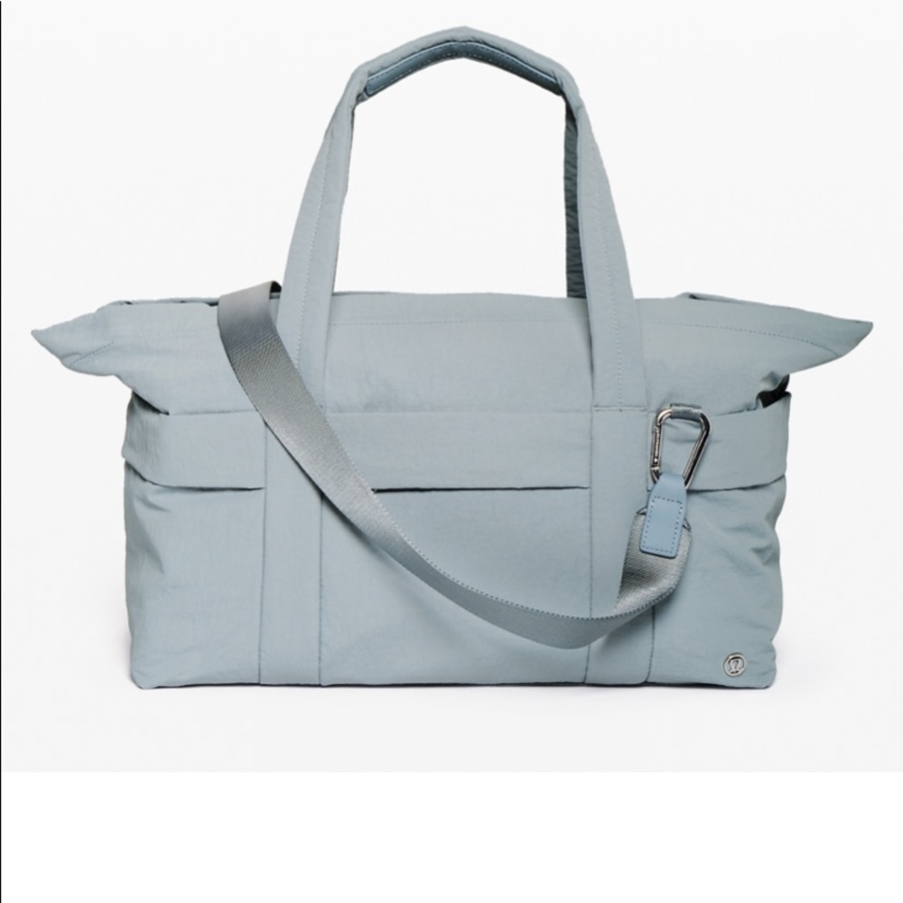 Lulelemon On My Level Duffel Small 22L